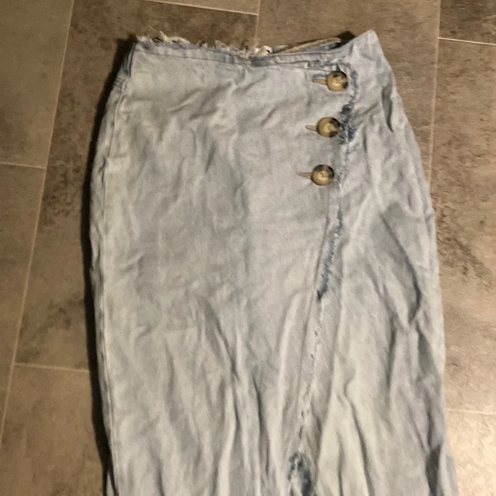 Zara Blue Maxi Pencil Skirt with Ruched Slit jeans skirt